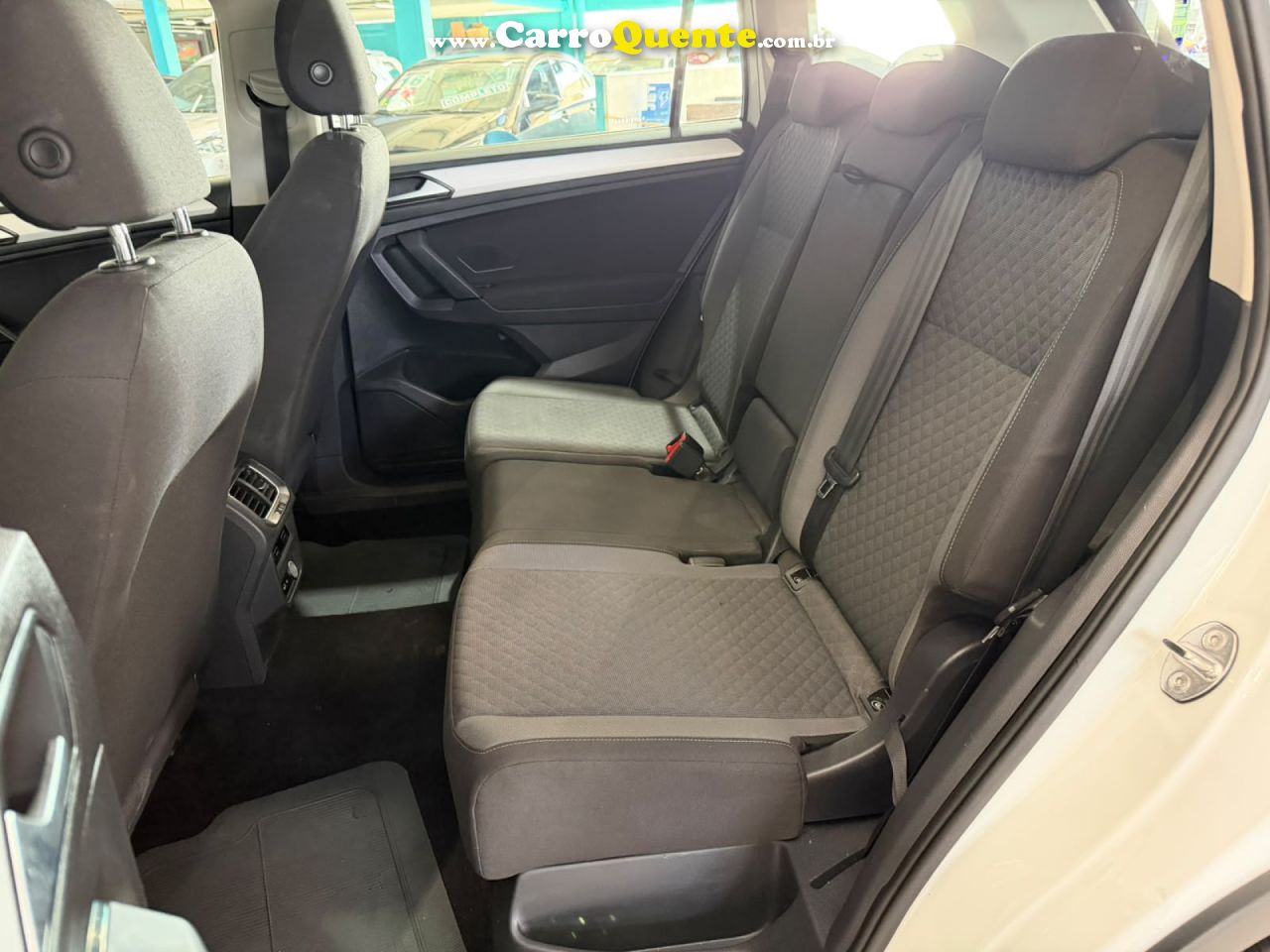 VOLKSWAGEN   TIGUAN ALLSPAC 250 TSI 1.4 FLEX   BRANCO 2018 1.4 FLEX - Loja
