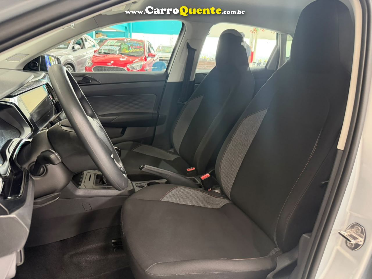 VOLKSWAGEN   POLO TRACK 1.0 FLEX 12V 5P   PRATA 2026 1.0 FLEX - Loja