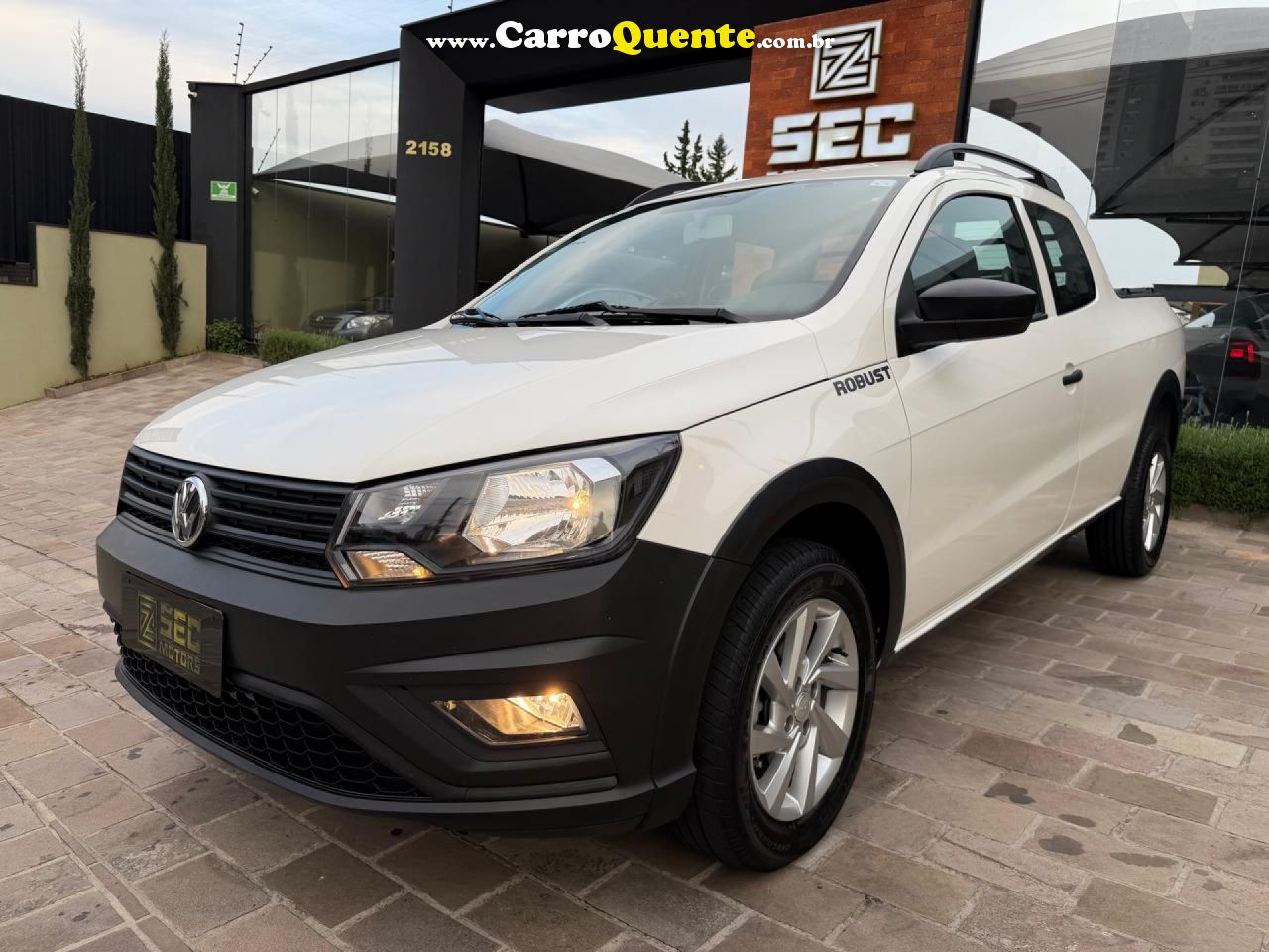 VOLKSWAGEN   SAVEIRO ROBUST 1.6 TOTAL FLEX 8V CD   BRANCO 2020 1.6 FLEX - Loja