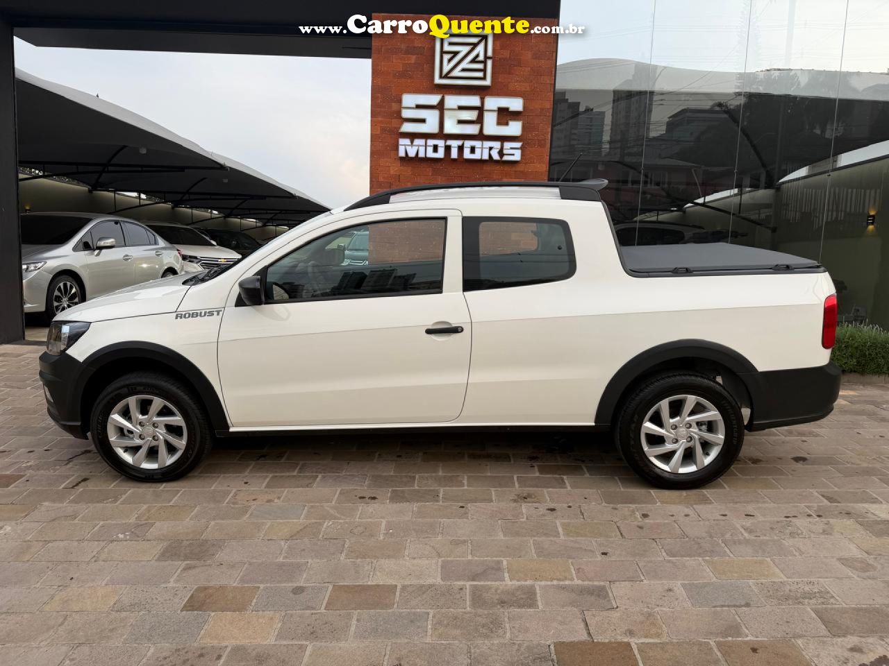 VOLKSWAGEN   SAVEIRO ROBUST 1.6 TOTAL FLEX 8V CD   BRANCO 2020 1.6 FLEX - Loja