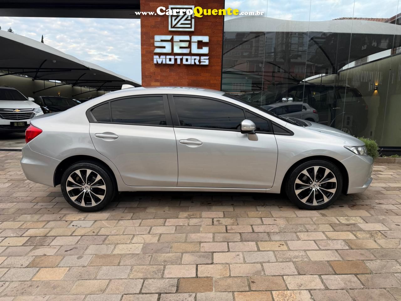 HONDA   CIVIC SEDAN LXR 2.0 FLEXONE 16V AUT. 4P   PRATA 2016 2.0 GASOLINA - Loja
