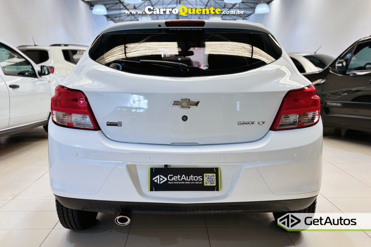CHEVROLET   ONIX HATCH LT 1.0 8V FLEXPOWER 5P MEC.   BRANCO 2014 1.0 FLEX - Loja