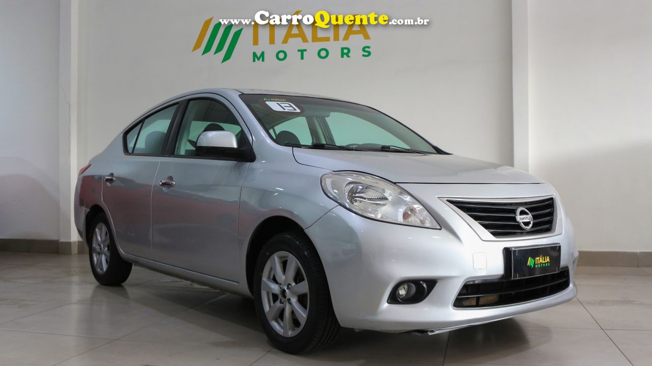 NISSAN   VERSA SL 1.6 16V FLEX FUEL 4P MEC.   PRATA 2013 1.6 FLEX - Loja