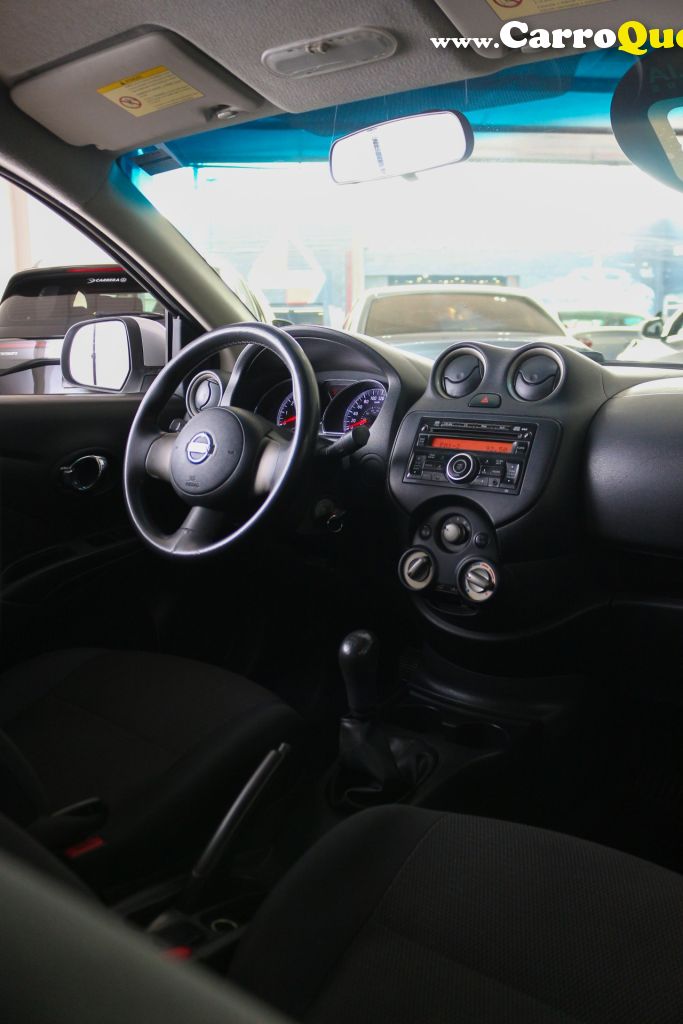 NISSAN   VERSA SL 1.6 16V FLEX FUEL 4P MEC.   PRATA 2013 1.6 FLEX - Loja