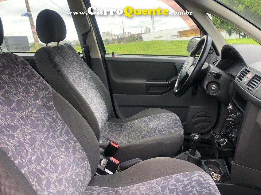 Chevrolet MERIVA 1.8 MPFI 16V GASOLINA 4P MANUAL - Loja