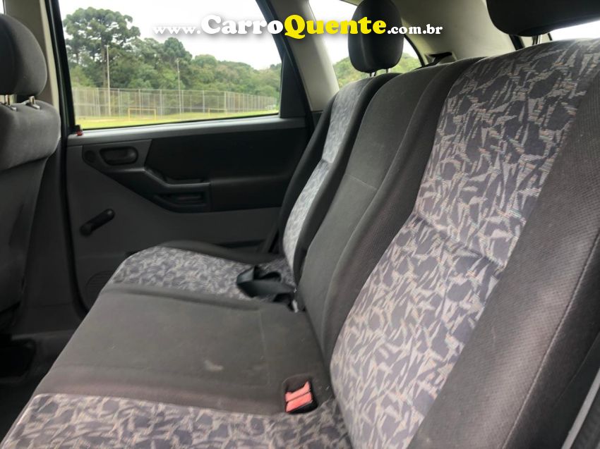 Chevrolet MERIVA 1.8 MPFI 16V GASOLINA 4P MANUAL - Loja