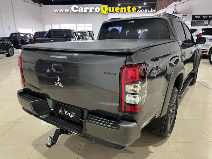 Mitsubishi L200 TRITON 2.4 16V TURBO DIESEL OUTDOOR GLS CD 4X4 AUTOMÁTICO - Loja