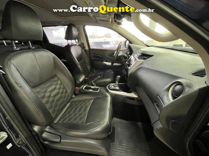 Nissan FRONTIER 2.3 16V TURBO DIESEL PLATINUM CD 4X4 AUTOMÁTICO - Loja