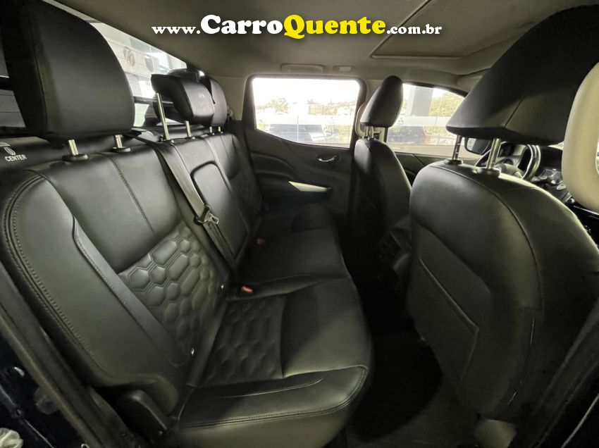 Nissan FRONTIER 2.3 16V TURBO DIESEL PLATINUM CD 4X4 AUTOMÁTICO - Loja