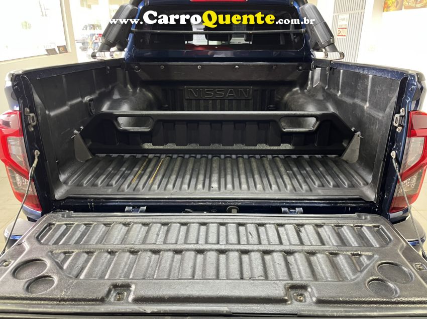 Nissan FRONTIER 2.3 16V TURBO DIESEL PLATINUM CD 4X4 AUTOMÁTICO - Loja