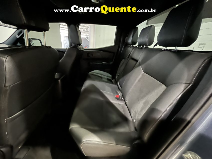 Mitsubishi TRITON 2.4 BITURBO DIESEL CD TARMAC 4X2 AUTOMÁTICO - Loja