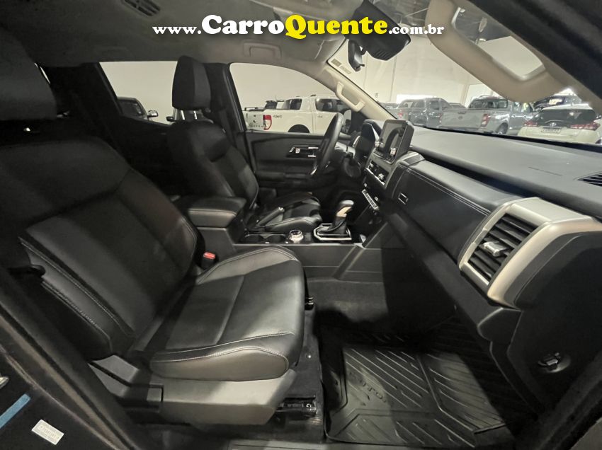 Mitsubishi TRITON 2.4 BITURBO DIESEL CD HPE 4X4 AUTOMÁTICO - Loja