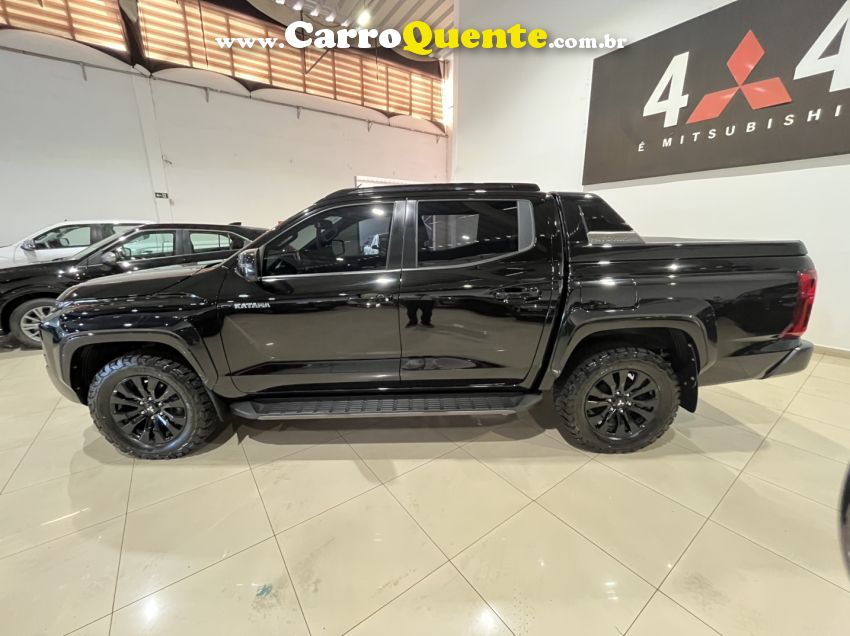 Mitsubishi TRITON 2.4 BITURBO DIESEL CD KATANA 4X4 AUTOMÁTICO - Loja