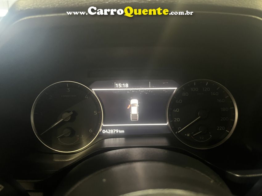 Mitsubishi TRITON 2.4 BITURBO DIESEL CD KATANA 4X4 AUTOMÁTICO - Loja