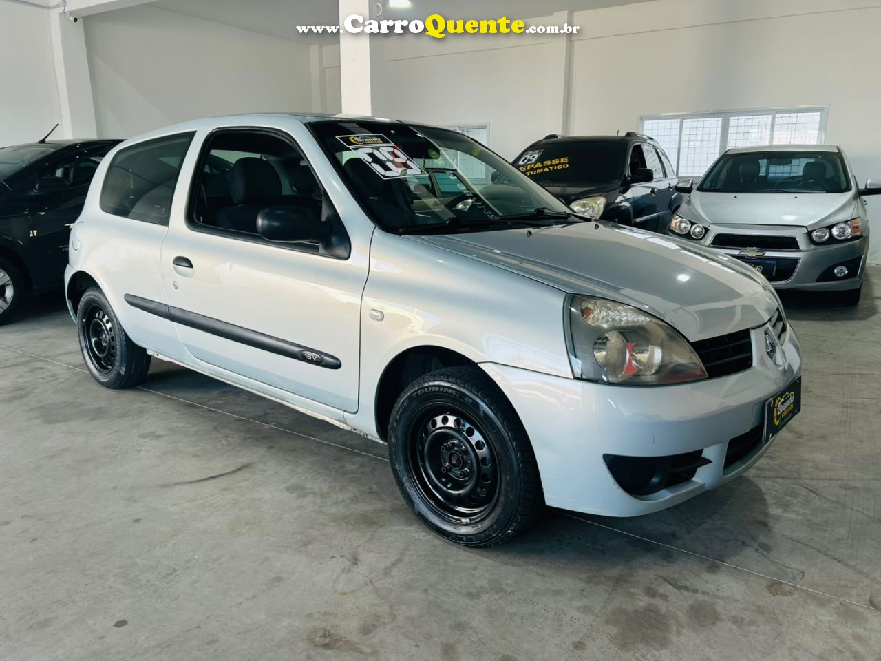 RENAULT   CLIO CAMPUS HI-FLEX 1.0 16V 3P   PRATA 2008 1.0 GASOLINA - Loja
