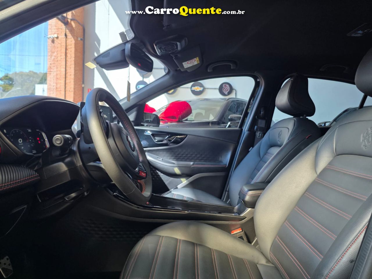 FIAT   FASTBACK ABARTH 1.3 270 T.FLEX AUT.   PRETO 2025 1.3 FLEX - Loja