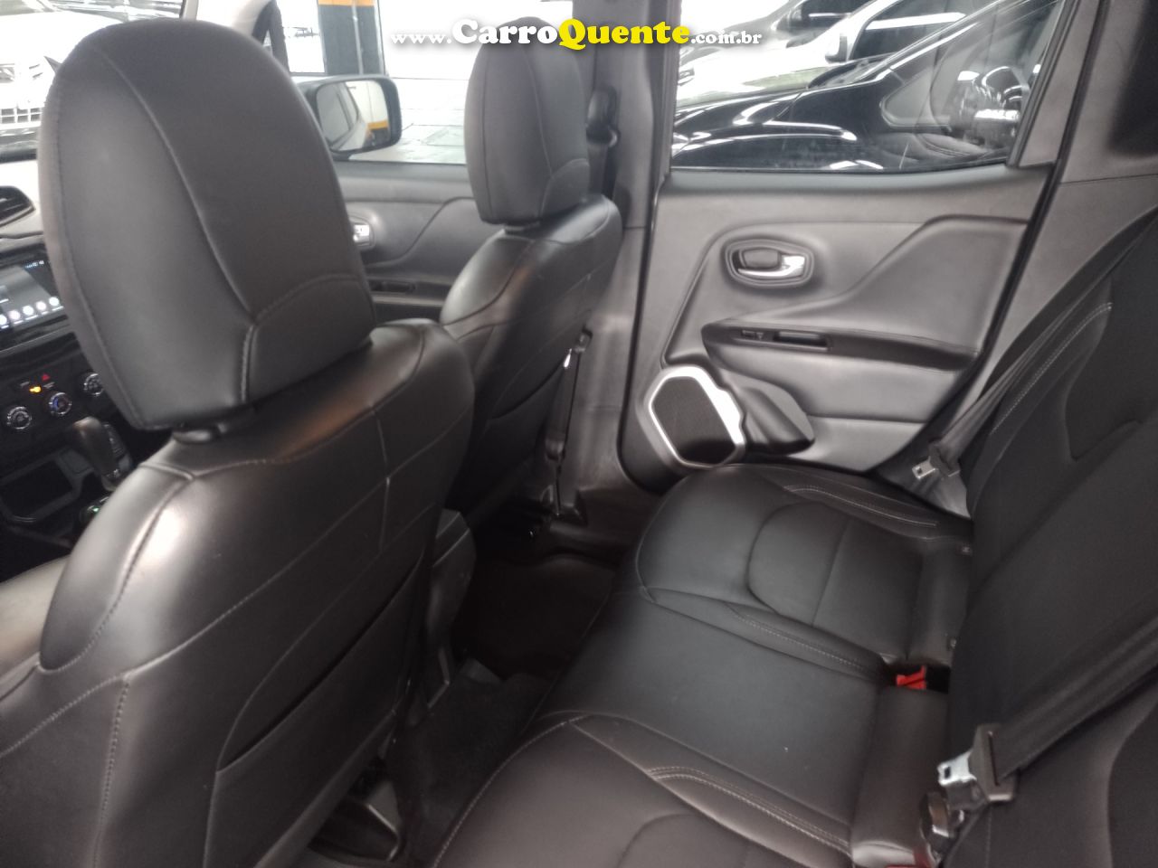 JEEP   RENEGADE1.8 4X2 FLEX 16V AUT.   PRATA 2019 1.8 FLEX - Loja