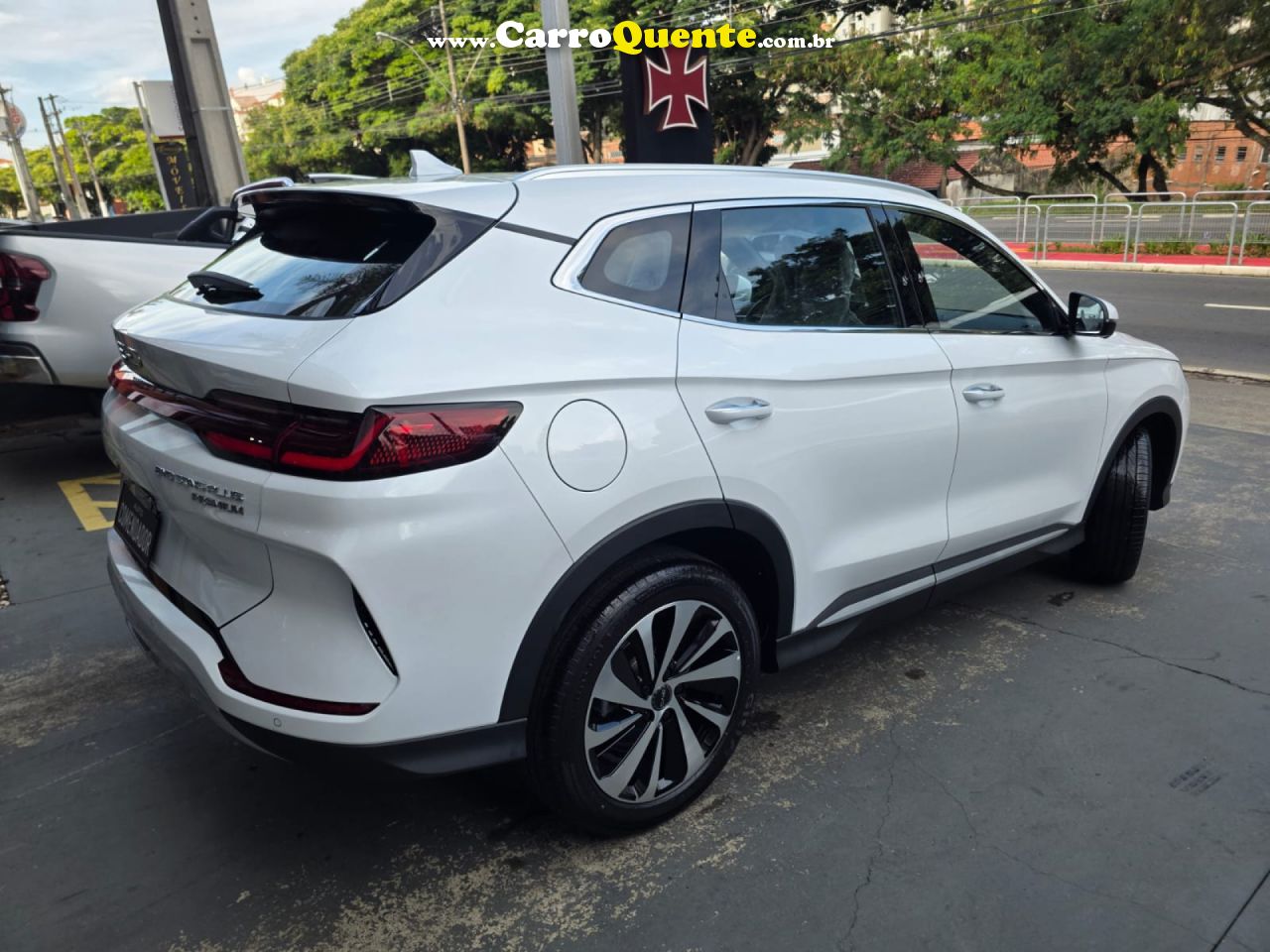 BYD   SONG PLUS PREMIUM 1.5 16V AUT. (HIBRIDO)   BRANCO 2026 1.5 GASOLINA E ELÉTRICO - Loja