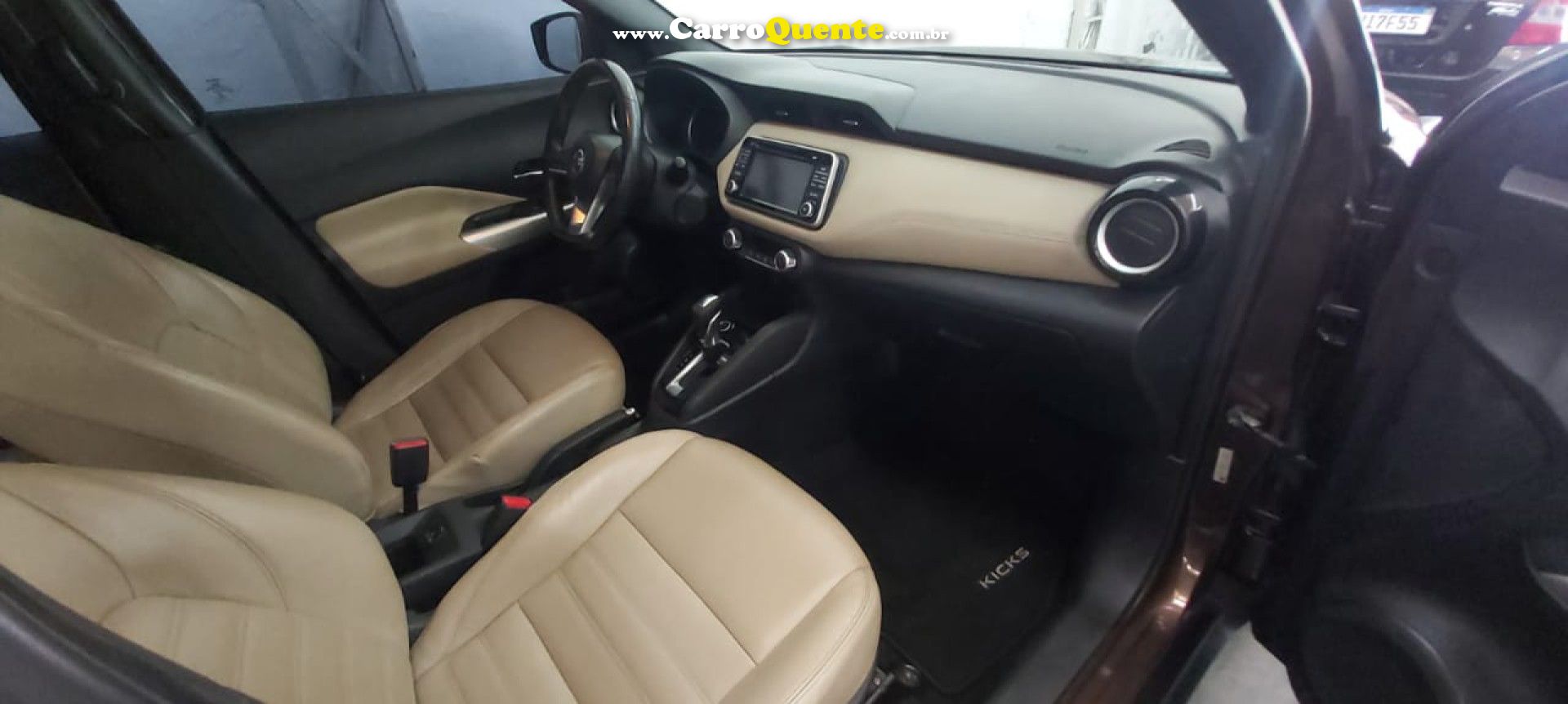 NISSAN   KICKS SL 1.6 16V FLEXSTAR 5P AUT.   MARROM 2017 1.6 FLEX - Loja