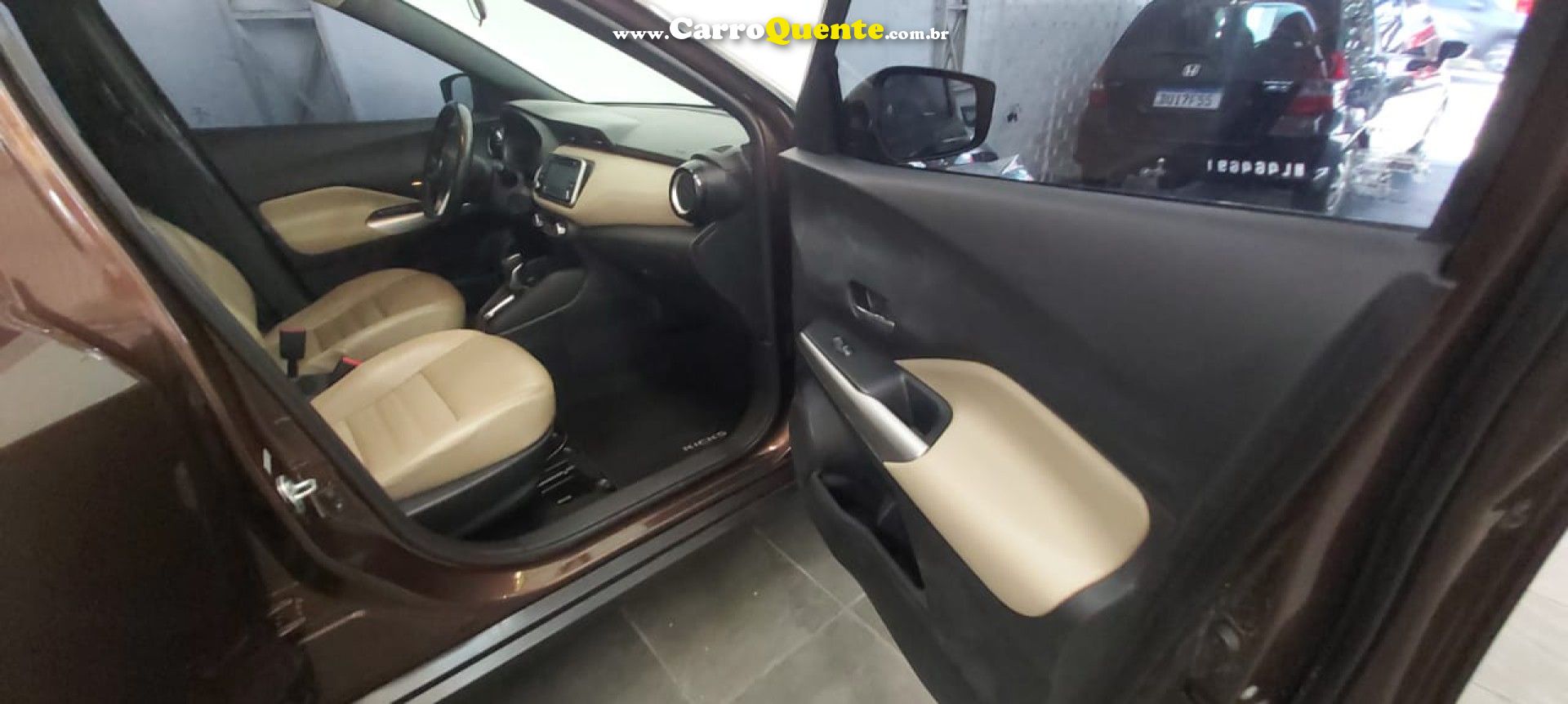 NISSAN   KICKS SL 1.6 16V FLEXSTAR 5P AUT.   MARROM 2017 1.6 FLEX - Loja