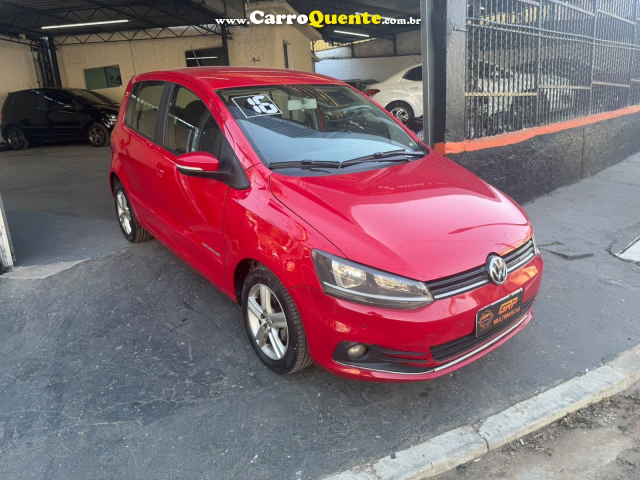 VOLKSWAGEN   FOX SELEÇÃO 1.6 TOTAL FLEX 8V 5P   VERMELHO 2014 1.6 FLEX - Loja