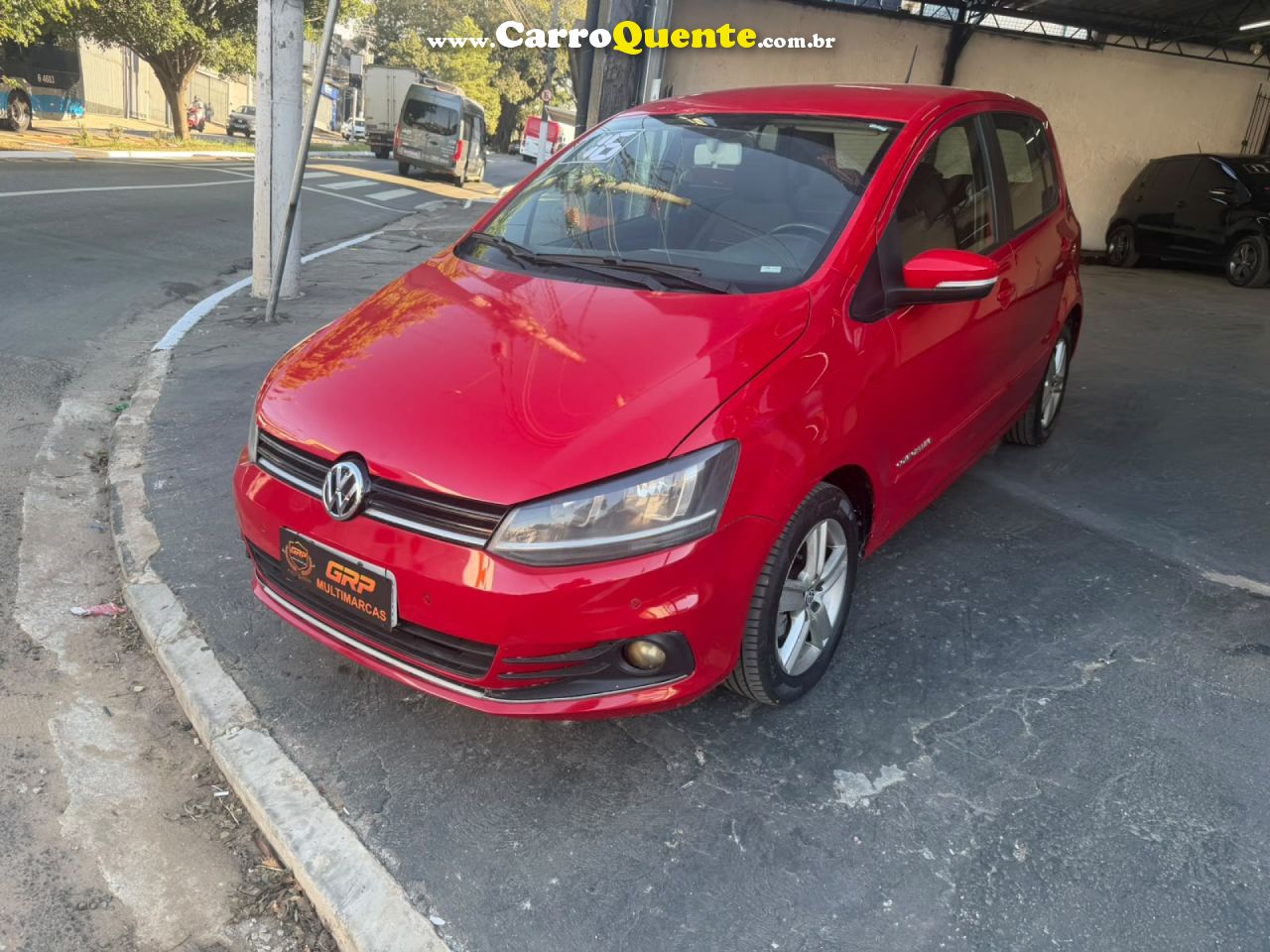 VOLKSWAGEN   FOX SELEÇÃO 1.6 TOTAL FLEX 8V 5P   VERMELHO 2014 1.6 FLEX - Loja