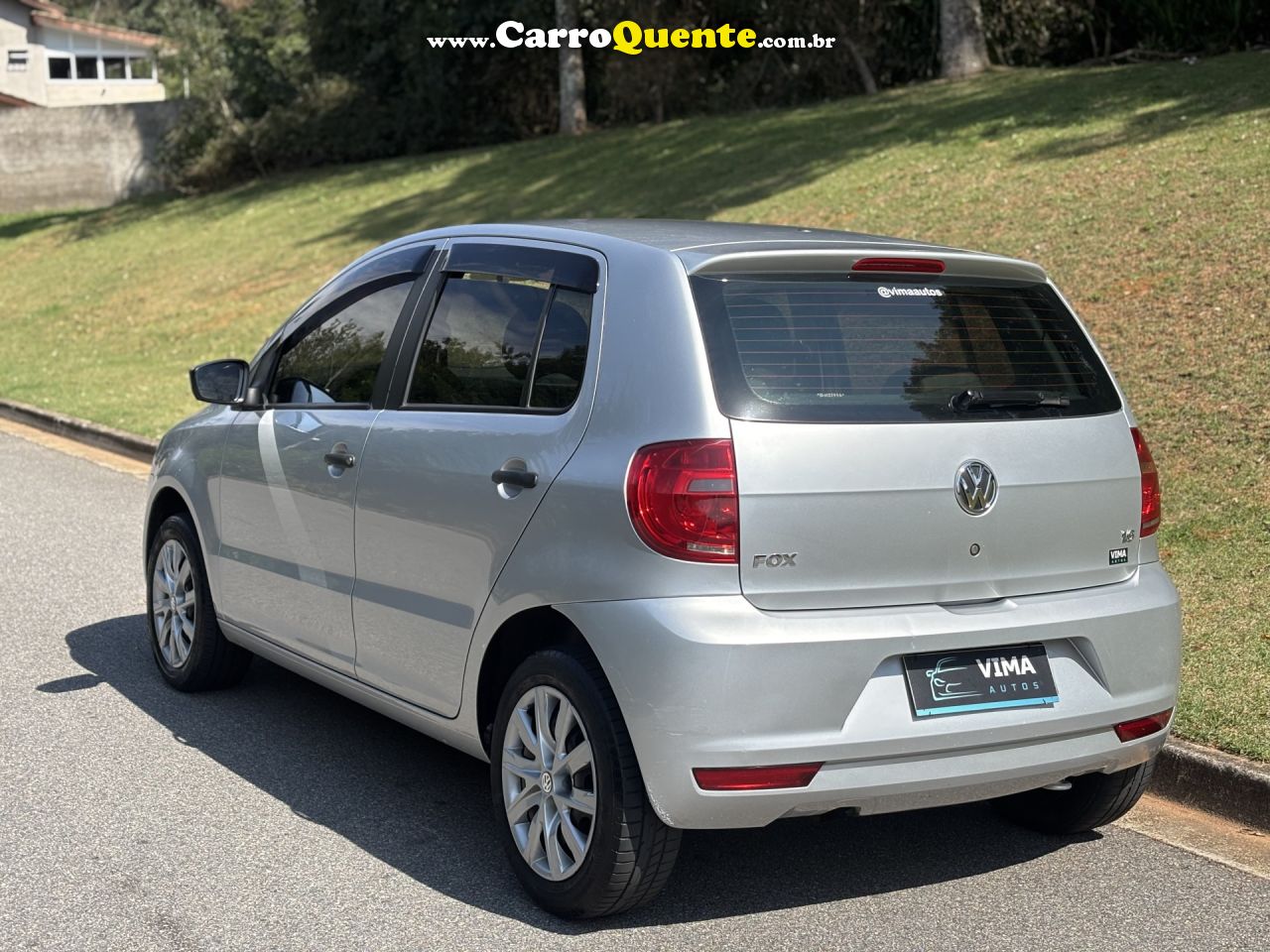 VOLKSWAGEN   FOX 1.6 MI TOTAL FLEX 8V 5P   PRATA 2013 1.6 FLEX - Loja