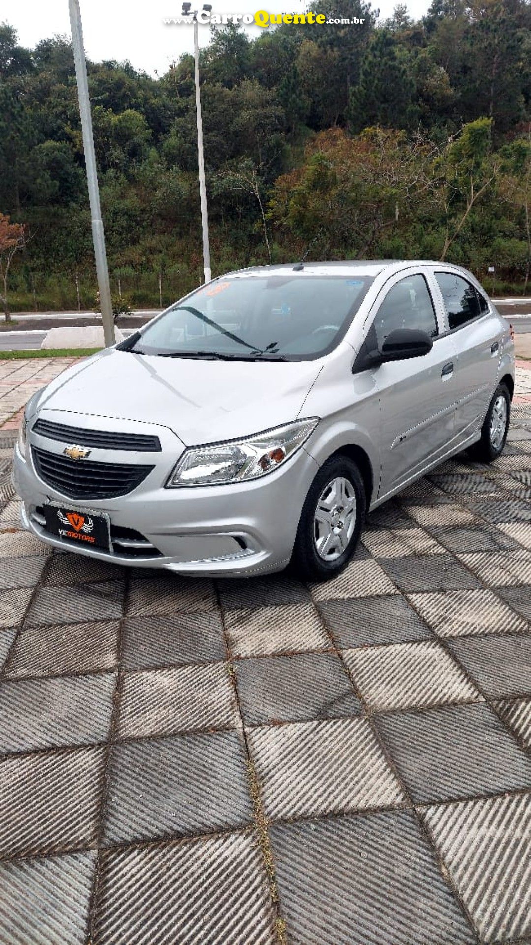CHEVROLET   ONIX HATCH JOY 1.0 8V FLEX 5P MEC.   PRATA 2018 1.0 FLEX - Loja
