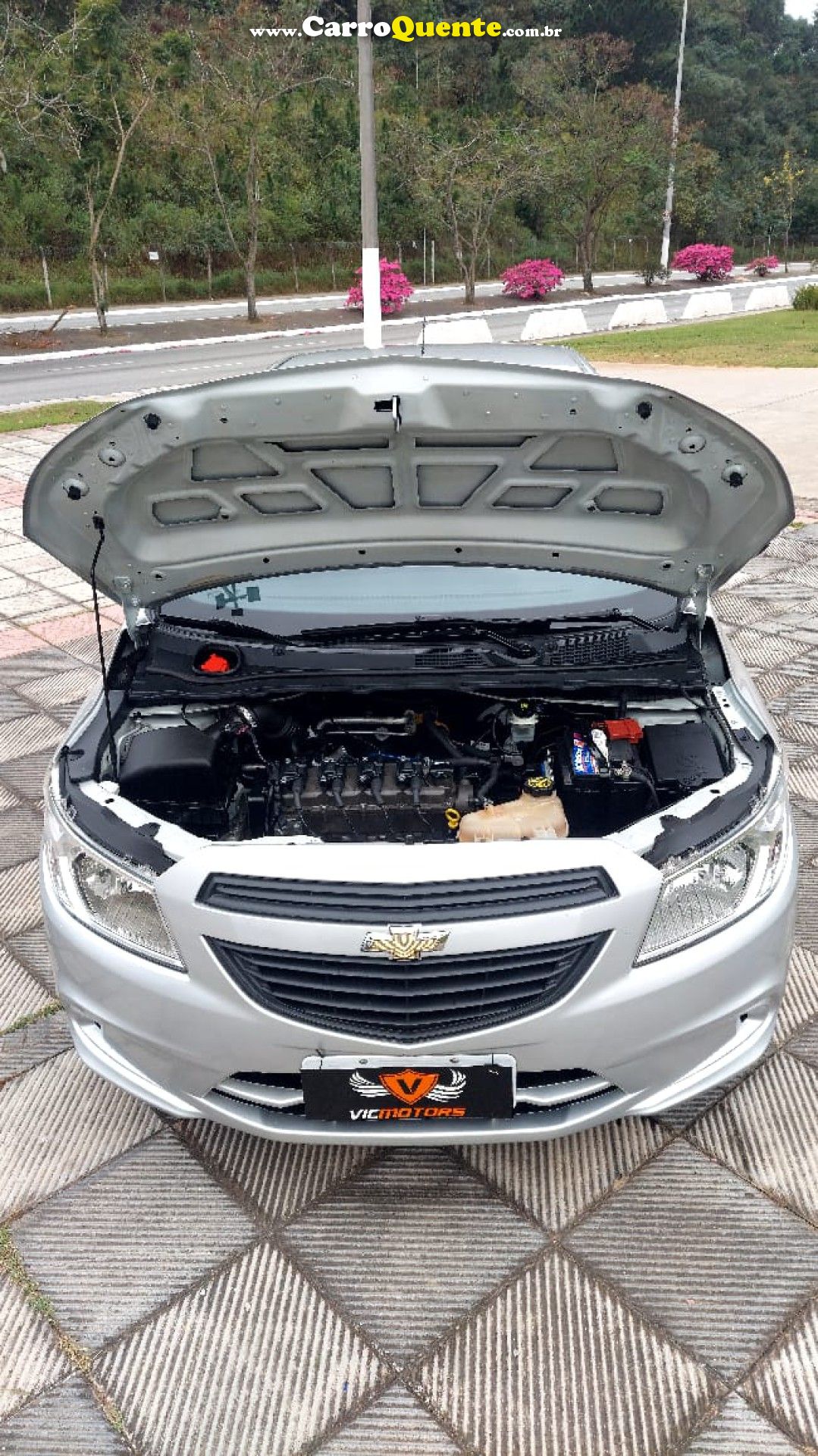 CHEVROLET   ONIX HATCH JOY 1.0 8V FLEX 5P MEC.   PRATA 2018 1.0 FLEX - Loja