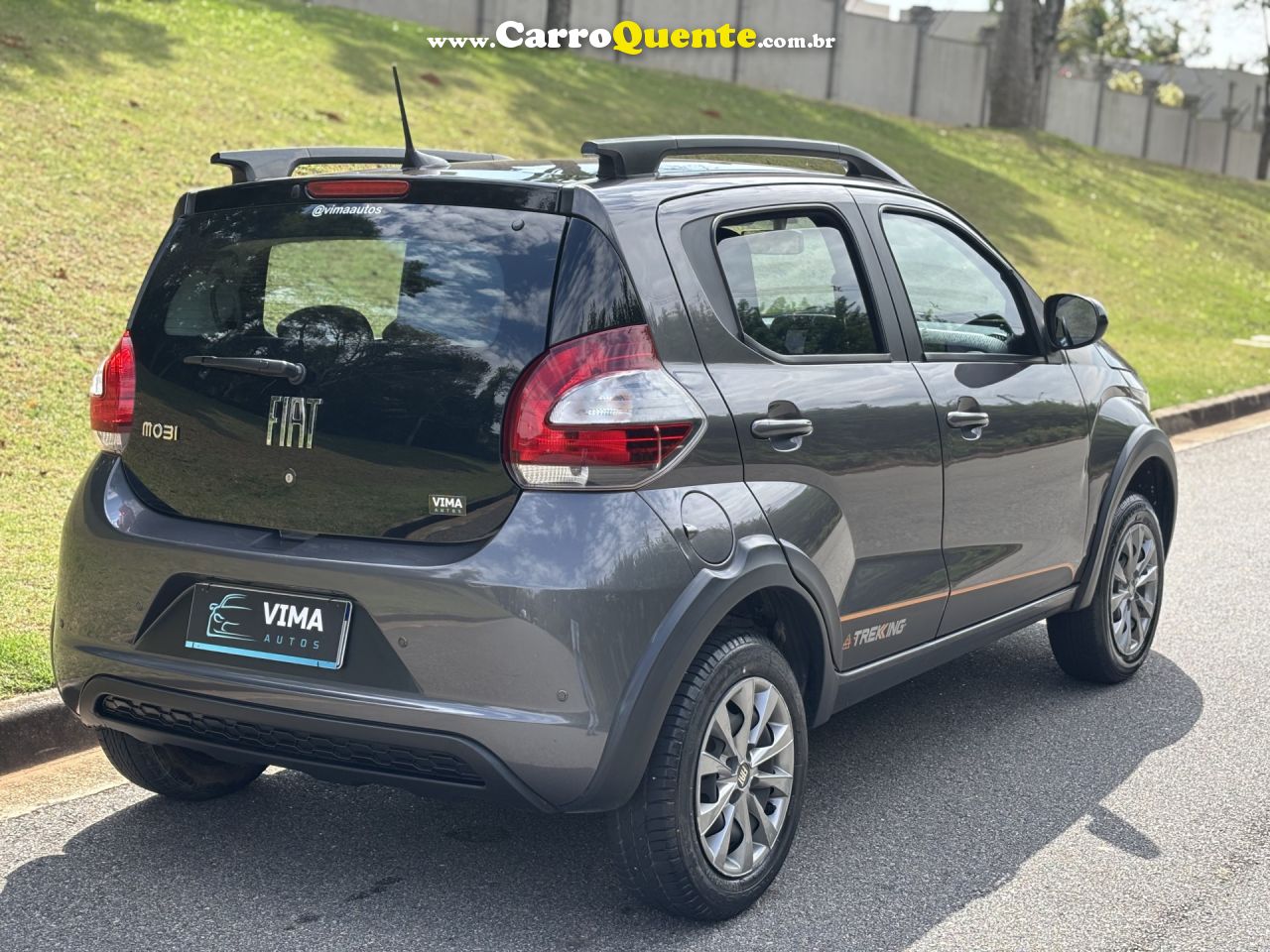 FIAT   MOBI TREKKING 1.0 FLEX 5P.   CINZA 2023 1.0 FLEX - Loja