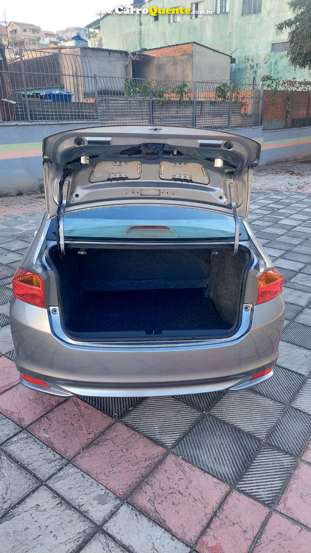 HONDA   CITY SEDAN LX 1.5 FLEX 16V 4P AUT.   PRATA 2015 1.5 FLEX - Loja