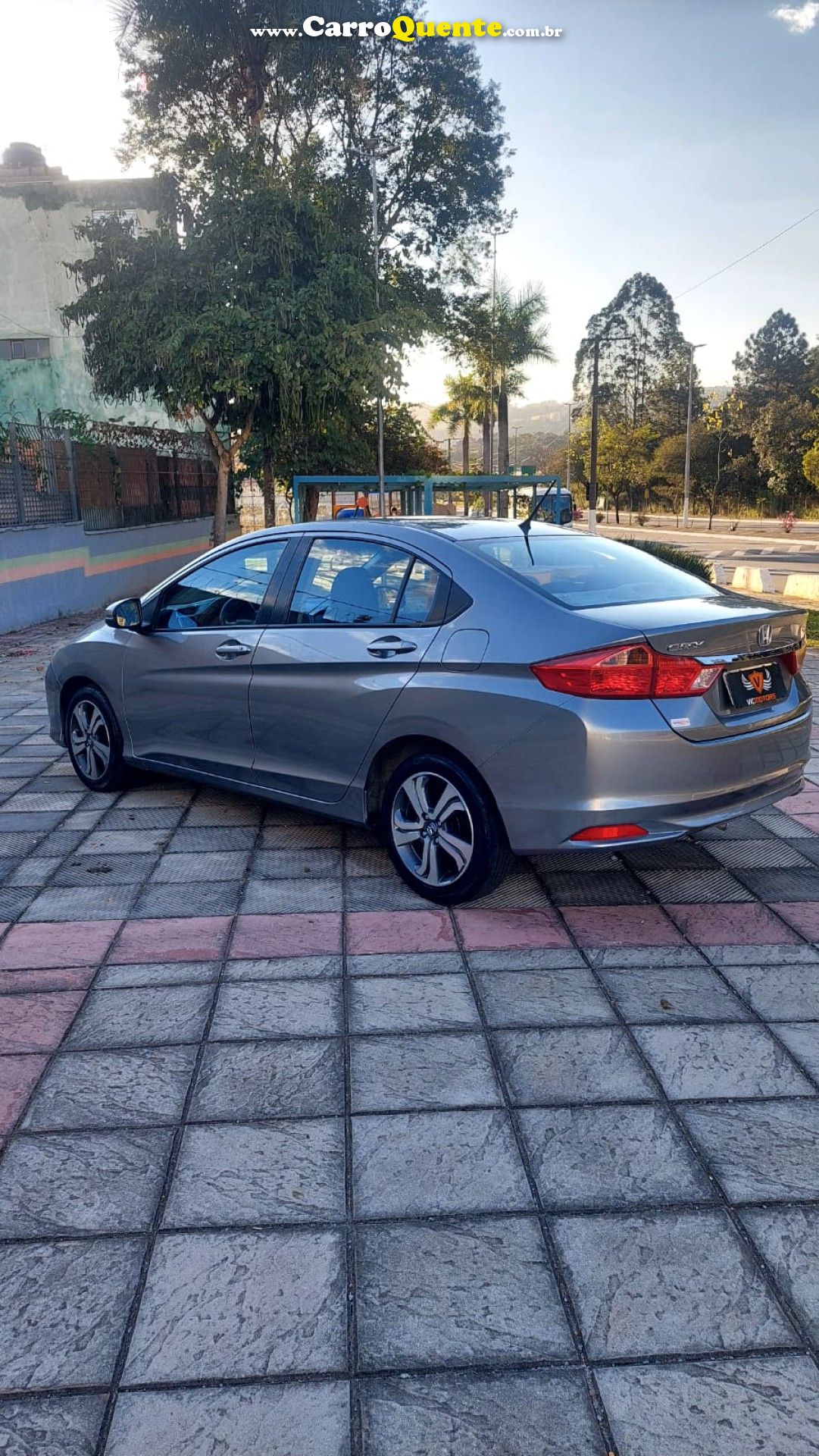 HONDA   CITY SEDAN LX 1.5 FLEX 16V 4P AUT.   PRATA 2015 1.5 FLEX - Loja