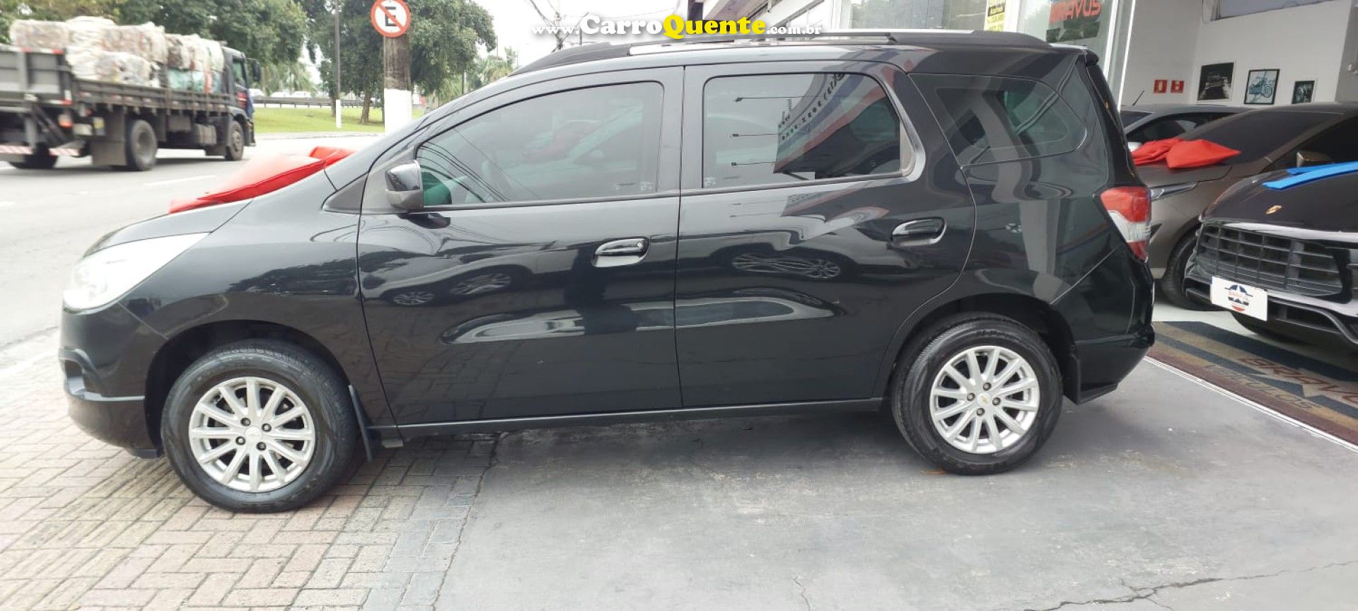 CHEVROLET   SPIN LT 1.8 8V ECONO.FLEX 5P AUT.   PRETO 2015 1.8 FLEX - Loja