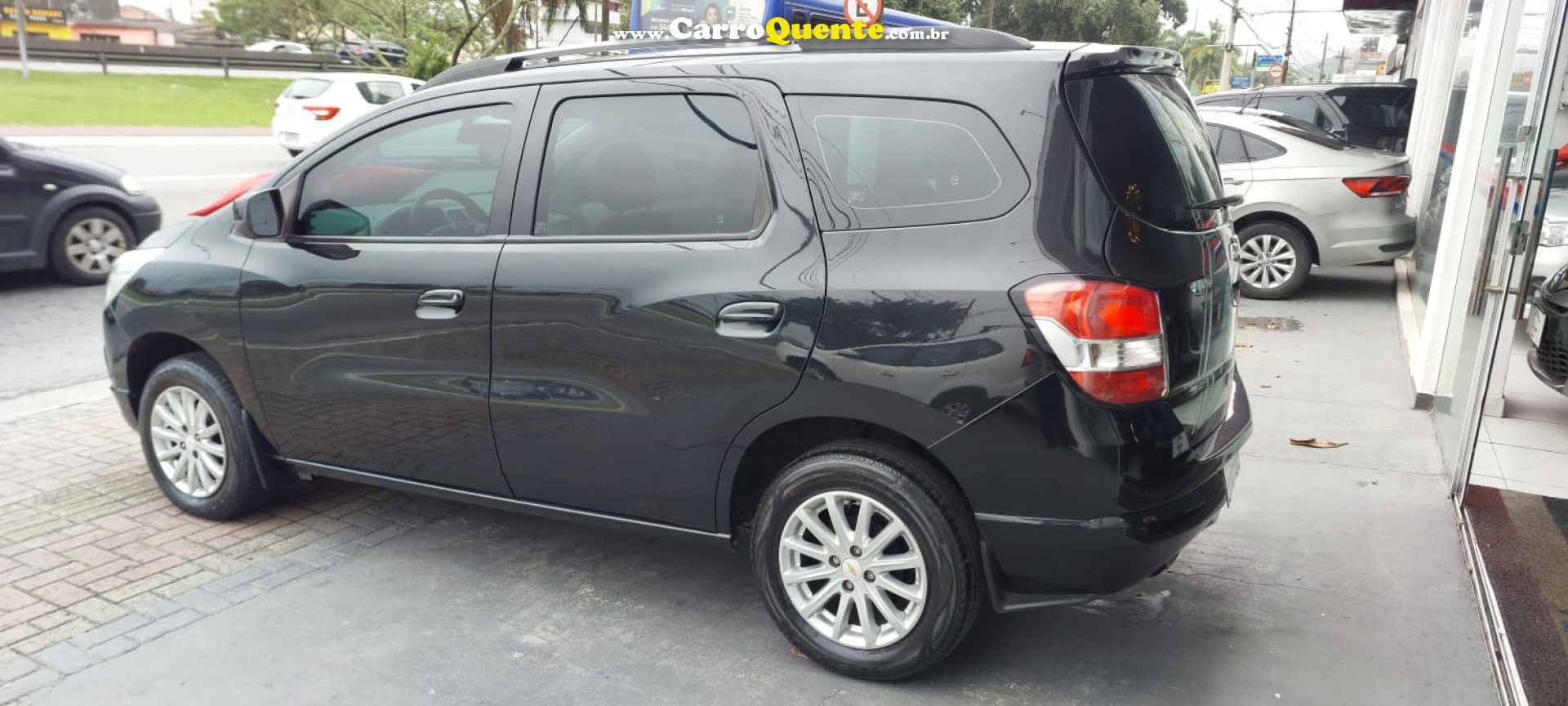 CHEVROLET   SPIN LT 1.8 8V ECONO.FLEX 5P AUT.   PRETO 2015 1.8 FLEX - Loja