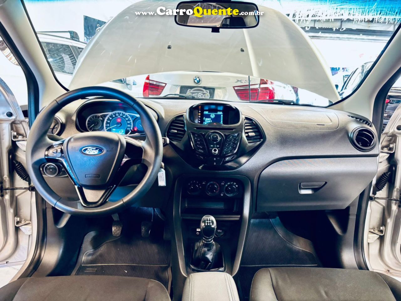 FORD   KA+ SEDAN 1.0 SESE PLUS TIVCT FLEX 4P   PRATA 2018 1.0 FLEX - Loja