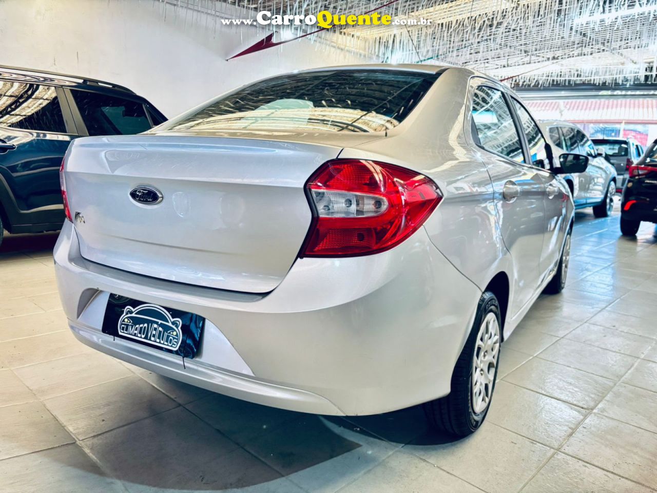 FORD   KA+ SEDAN 1.0 SESE PLUS TIVCT FLEX 4P   PRATA 2018 1.0 FLEX - Loja
