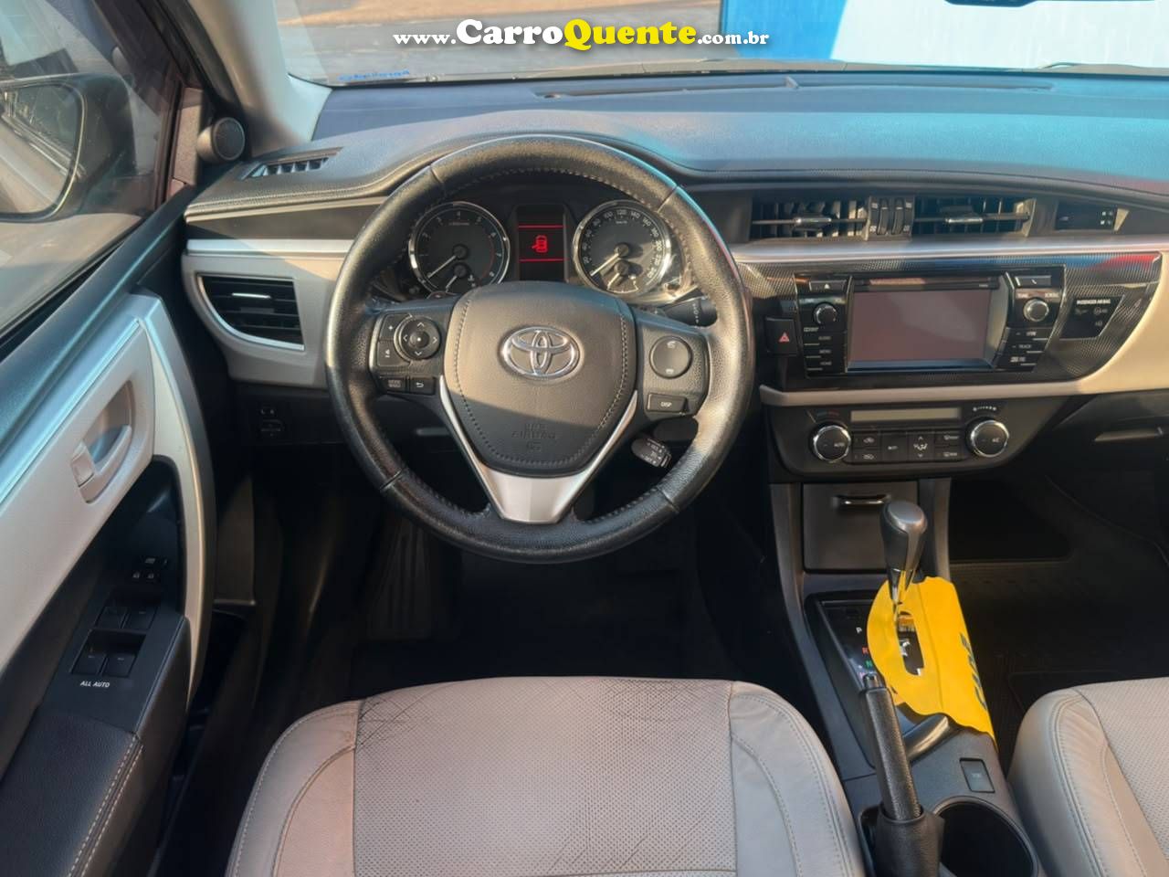 TOYOTA COROLLA 2.0 XEI 2015 - Loja