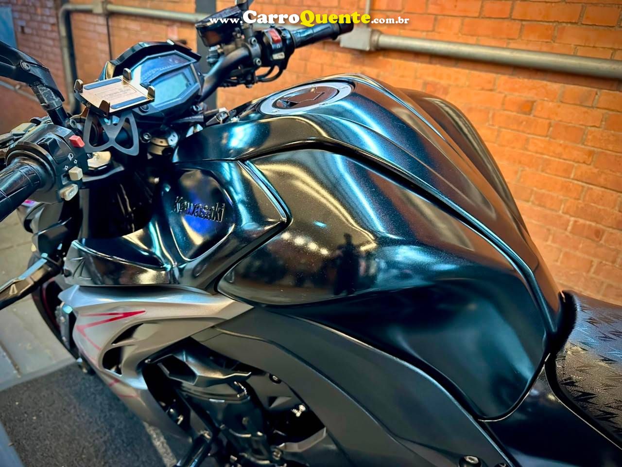 KAWASAKI Z1000 ABS 2020 - Loja