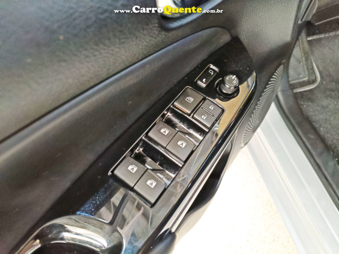 TOYOTA YARIS 1.5 HB XLS 16V 2019 - Loja