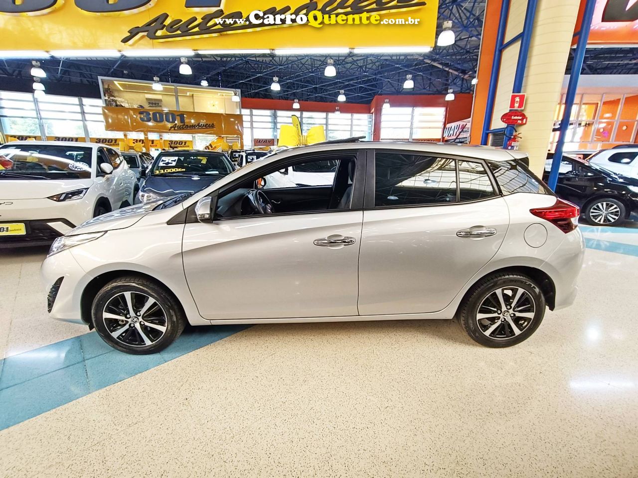 TOYOTA YARIS 1.5 HB XLS 16V 2019 - Loja