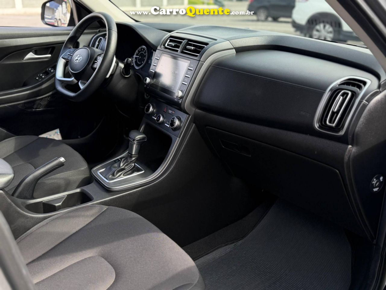 HYUNDAI CRETA 1.0 TGDI COMFORT PLUS 2025 - Loja