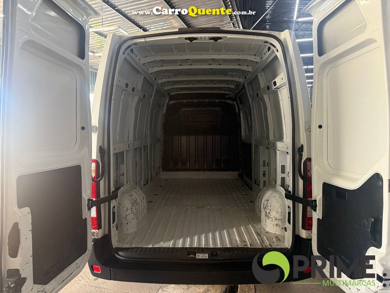 RENAULT MASTER 2.3 DCI EXTRA FURGAO L3H2 2024 - Loja