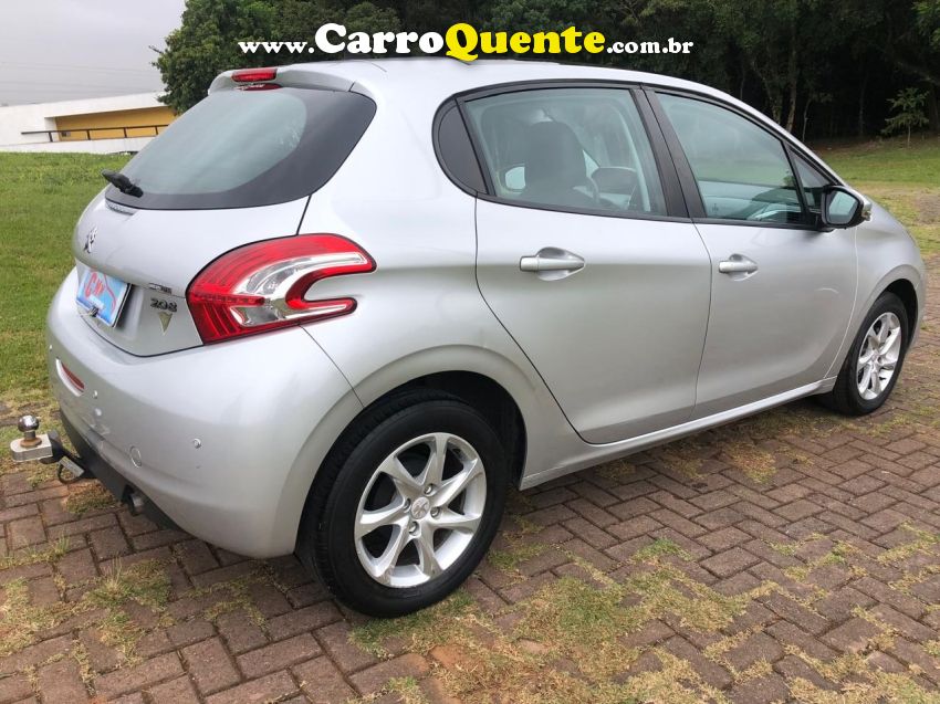 Peugeot 208 1.5 ALLURE 8V FLEX 4P MANUAL - Loja
