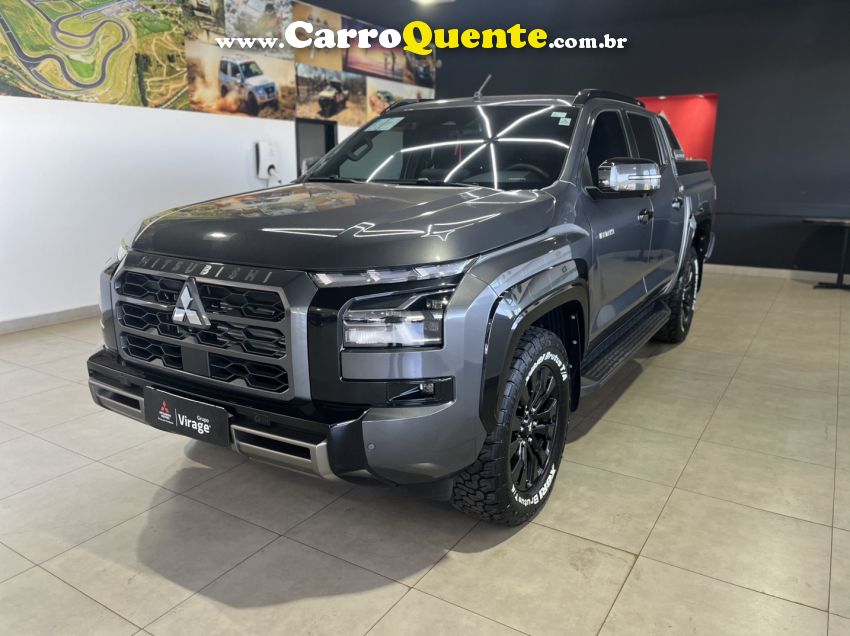 Mitsubishi TRITON 2.4 BITURBO DIESEL CD KATANA 4X4 AUTOMÁTICO - Loja