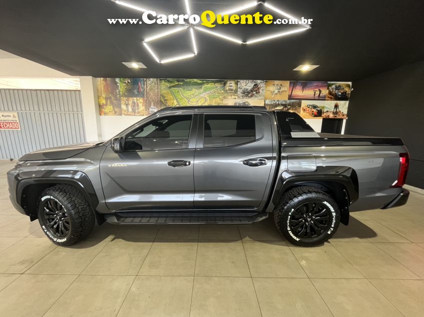 Mitsubishi TRITON 2.4 BITURBO DIESEL CD KATANA 4X4 AUTOMÁTICO - Loja