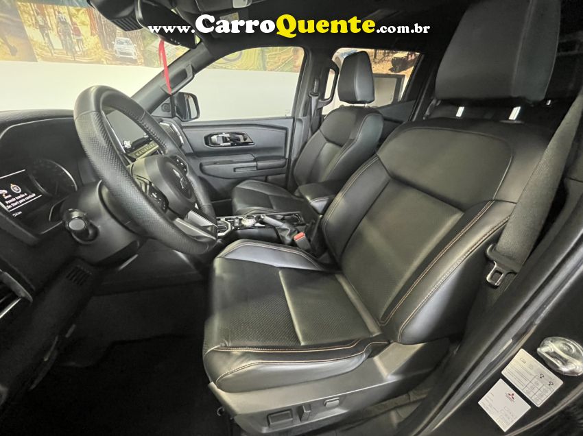 Mitsubishi TRITON 2.4 BITURBO DIESEL CD KATANA 4X4 AUTOMÁTICO - Loja
