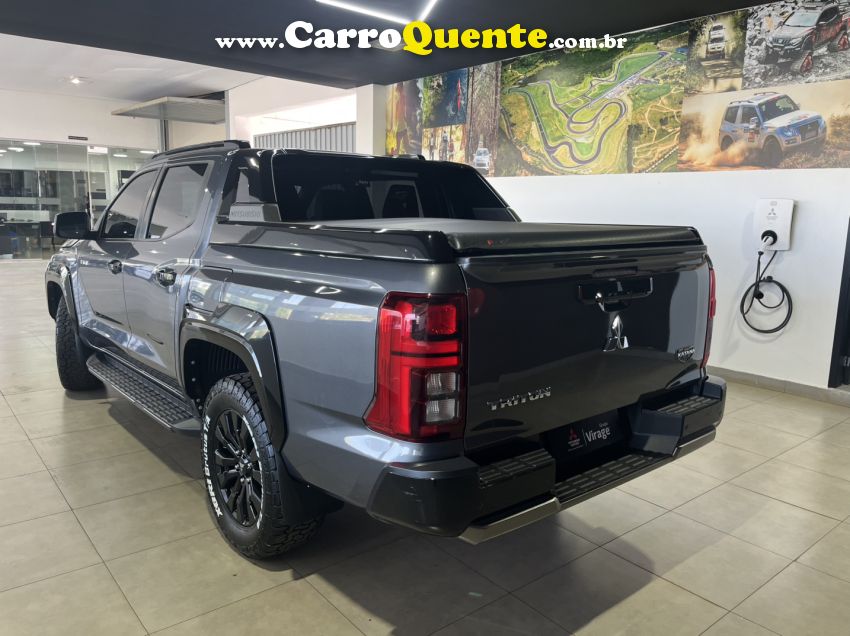 Mitsubishi TRITON 2.4 BITURBO DIESEL CD KATANA 4X4 AUTOMÁTICO - Loja