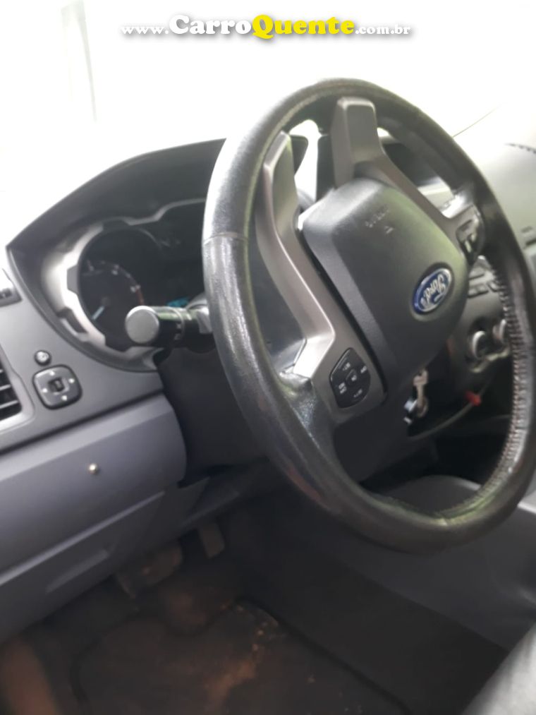 Ford RANGER 3.2 LIMITED 4X4 CD 20V DIESEL 4P AUTOMÁTICO - Loja