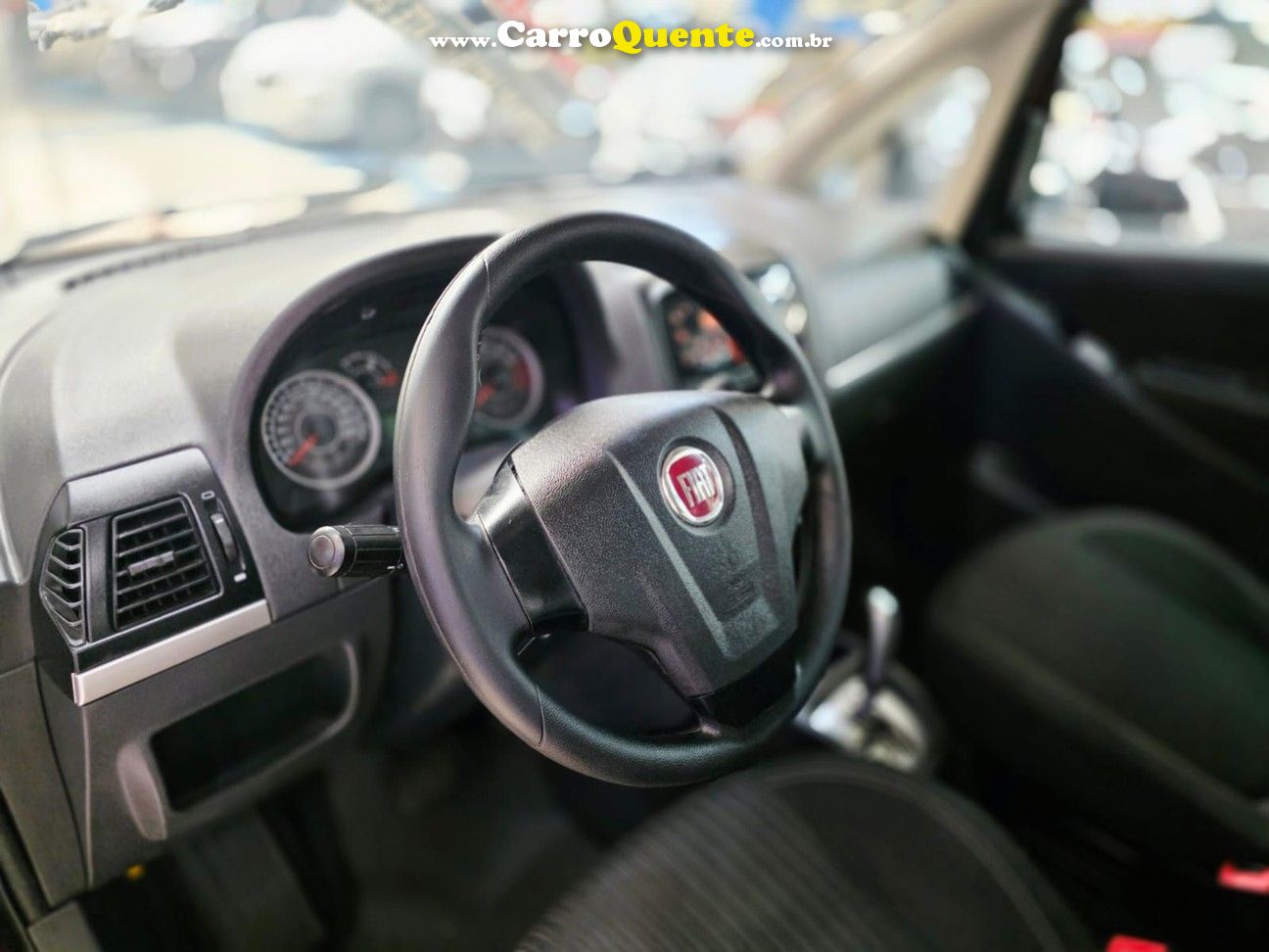 FIAT IDEA 1.6 MPI ESSENCE 16V 2013 - Loja