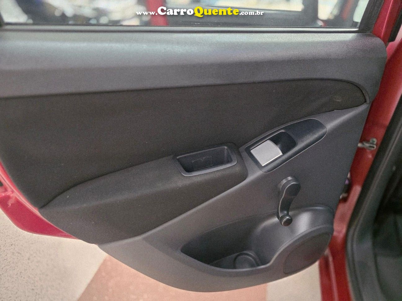 FIAT IDEA 1.6 MPI ESSENCE 16V 2013 - Loja
